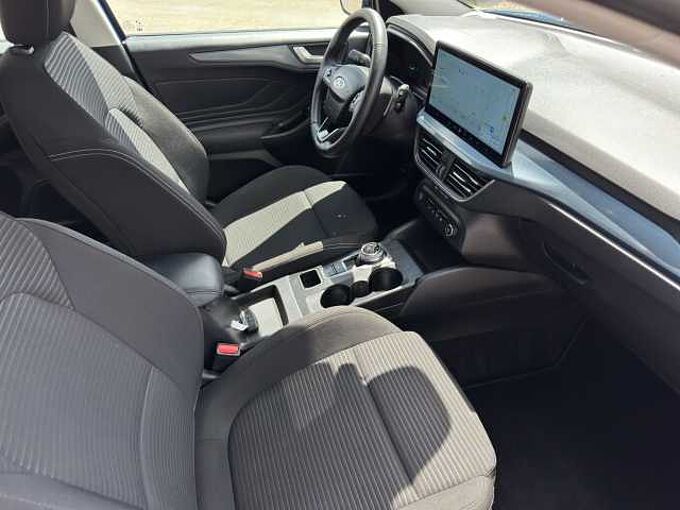 Ford Focus Turnier 1.5 EcoBlue Active //Navi/LED/Kamera