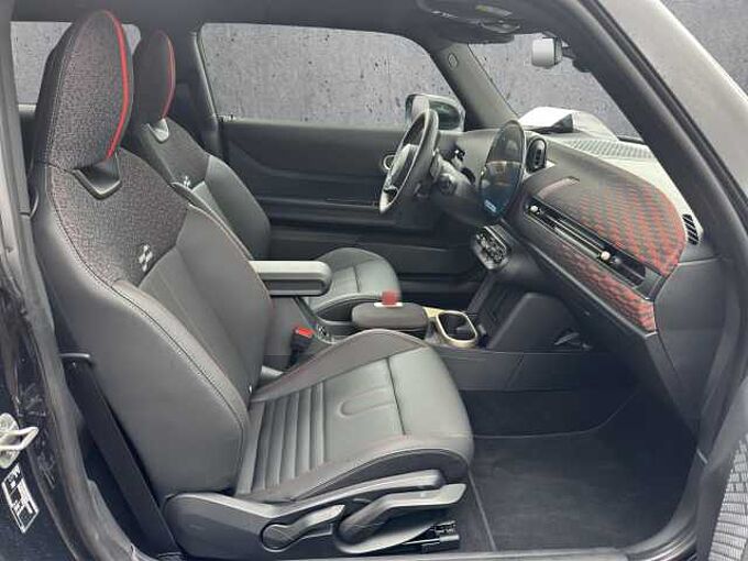 MINI Coope C JCW Trim //Head-Up/Pano/Kamera/Sitzheizung