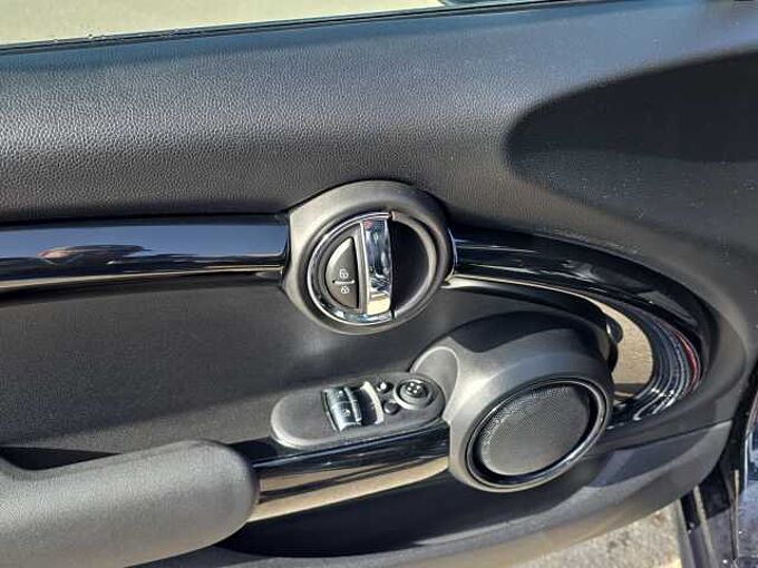 MINI 3trg. John Cooper Works 