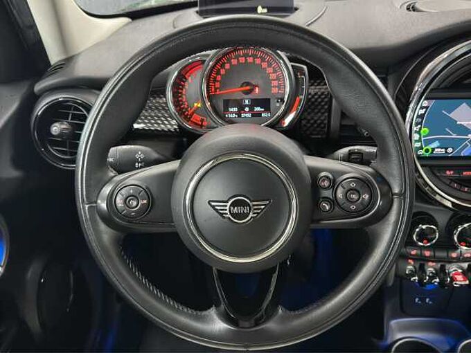 MINI Cooper S 5-T&uuml;rer HUD/PANO/LED/KAMERA/NAVI/SHZ 