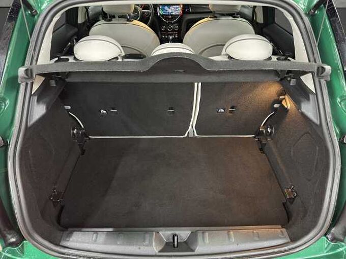 MINI Cooper S 5-T&uuml;rer HUD/PANO/LED/KAMERA/NAVI/SHZ 