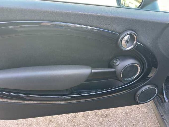 MINI Cooper S Cabrio *NAVI*XENON*SHZ*ALU**Harman-Sound*