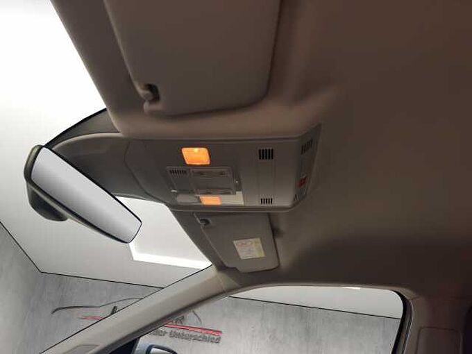 Volkswagen T-Cross 1.0 TSI //LED/Sitzheizung/Keyless