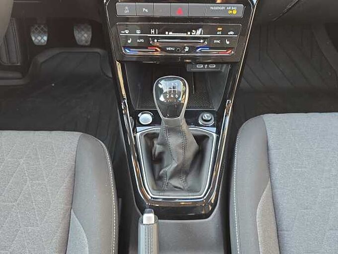 Volkswagen T-Cross 1.0 TSI //LED/Sitzheizung/Keyless