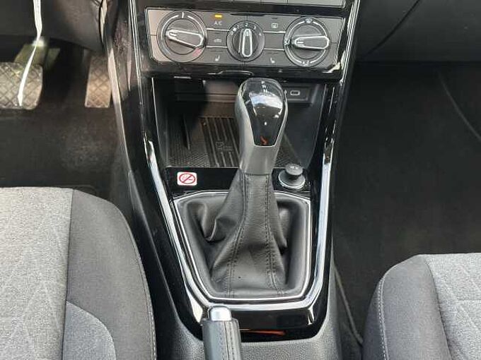 Volkswagen T-Cross TSI Life  // Klima/ LED/Sitzheizung 