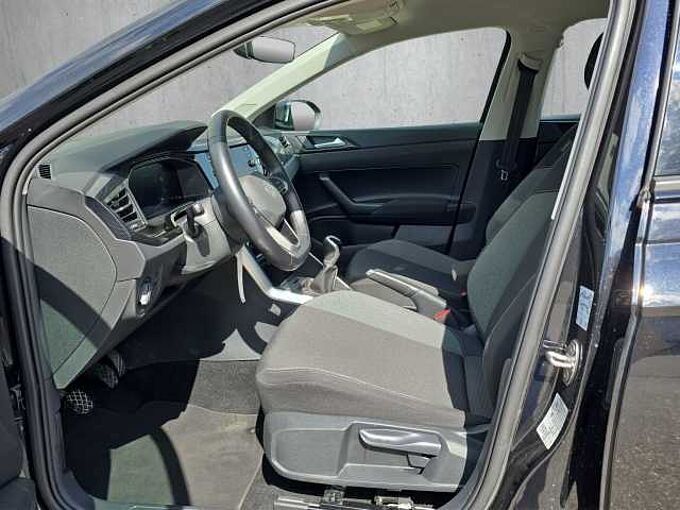 Volkswagen Taigo 1.0 TSI Life  //LED/Navi / PDC 