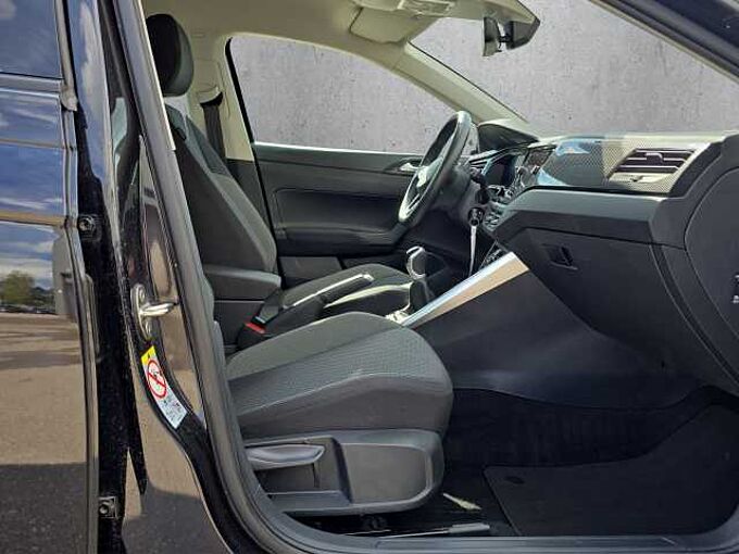 Volkswagen Taigo 1.0 TSI Life  //LED/Navi / PDC 