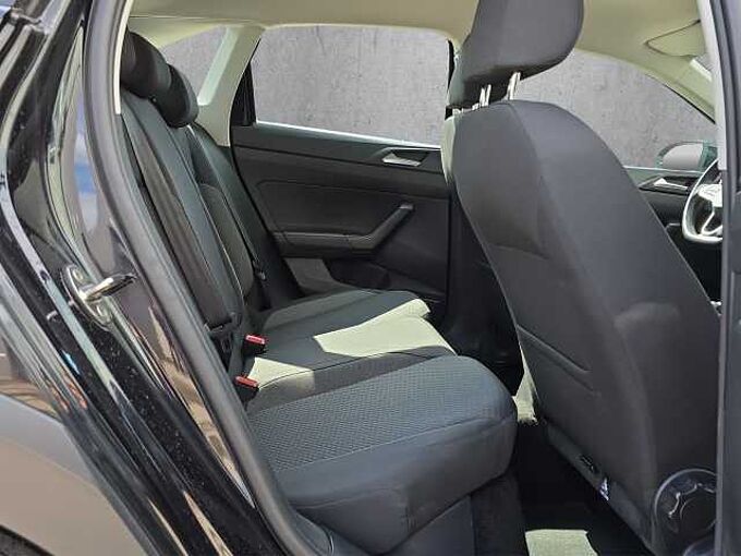 Volkswagen Taigo 1.0 TSI Life  //LED/Navi / PDC 
