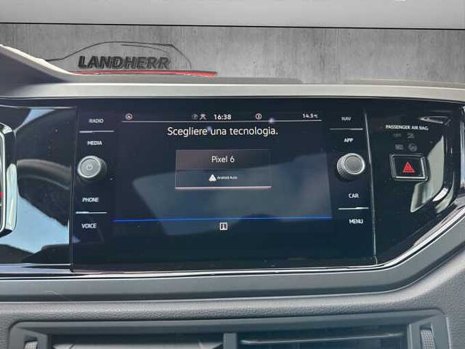 Volkswagen Taigo 1.0 TSI R-Line  //LED/PDC/Panorama 