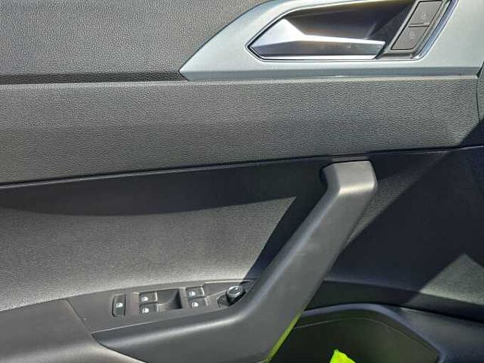 Volkswagen Taigo 1.0 TSI GOAL //LED/Sitzheizung/ PDC