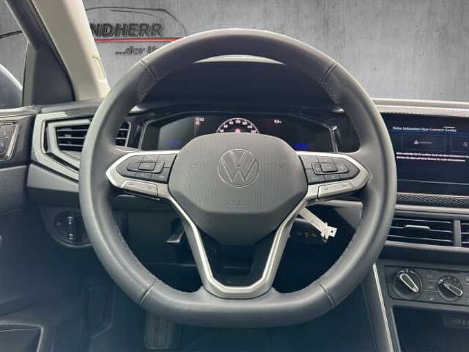Volkswagen Taigo 1.0 TSI Life //Sitzheizung/ LED / PDC 