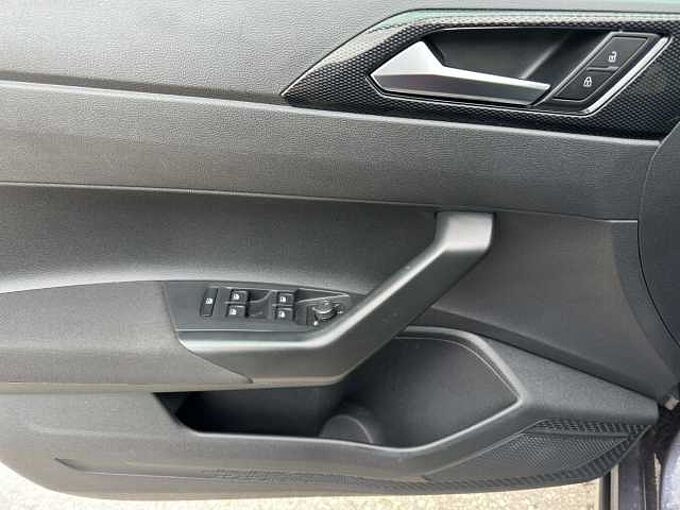 Volkswagen Taigo 1.0 TSI Life //Sitzheizung/ LED / PDC 