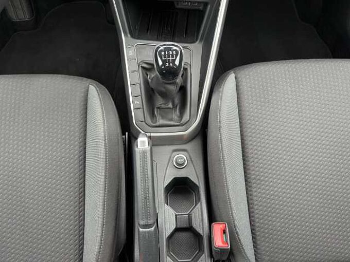 Volkswagen Taigo 1.0 TSI Life //Sitzheizung/ LED / PDC 