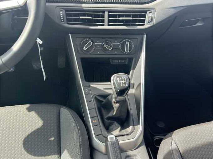 Volkswagen Taigo 1.0 TSI Life //LED/Sitzheizung/PDC