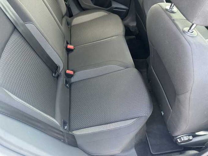 Volkswagen Taigo 1.0 TSI Life //LED/Sitzheizung/PDC