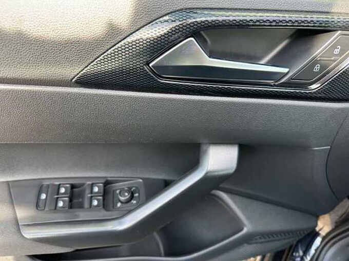 Volkswagen Taigo 1.0 4ALL //Kamera/Sitzheizung/LED