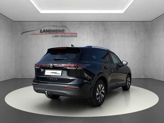 Volkswagen Tiguan 2.0 TDI Life //Pano/AHK/LED/Winterpaket /elektr. Heckklappe