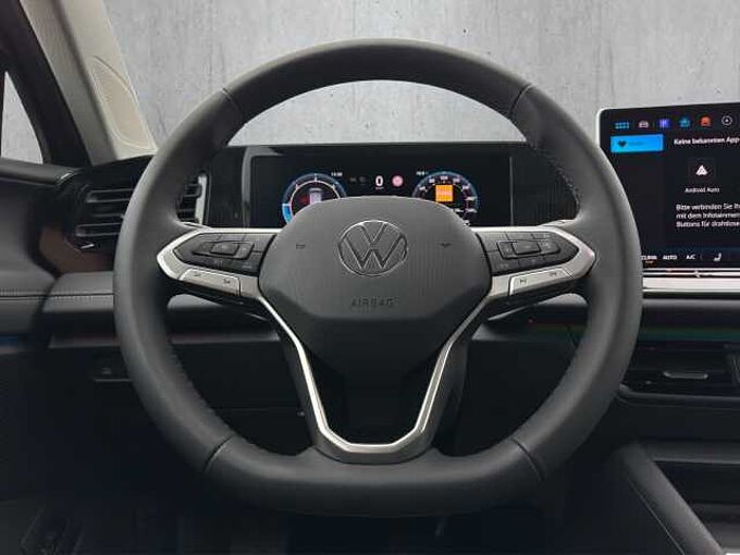 Volkswagen Tiguan 2.0 TDI Life //Pano/AHK/LED/Winterpaket /elektr. Heckklappe