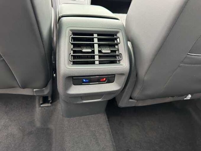 Volkswagen Tiguan 2.0 TDI Life //Pano/AHK/LED/Winterpaket /elektr. Heckklappe
