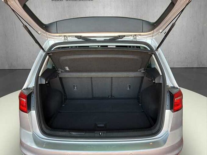 Volkswagen Golf Sportsvan Lounge*AHK*SHZ*PDC*Tempomat*Alufelgen*