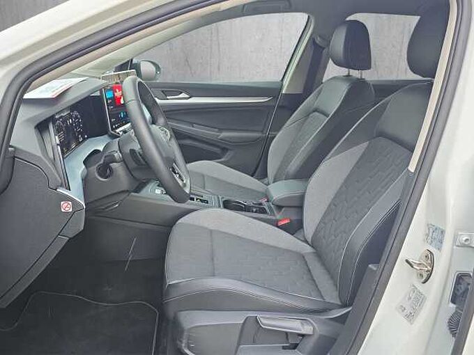 Volkswagen Golf Var Goal Navi/ Teilleder/ PDC vo + hi