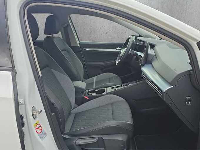 Volkswagen Golf Var Goal Navi/ Teilleder/ PDC vo + hi