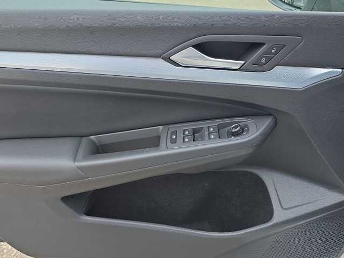 Volkswagen Golf Var Goal Navi/ Teilleder/ PDC vo + hi