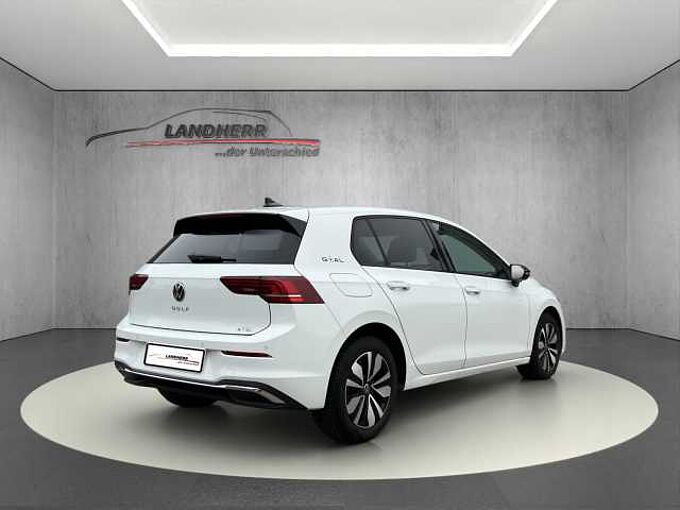 Volkswagen Golf 1.5 eTSI Goal //LED/SHZ/Navi