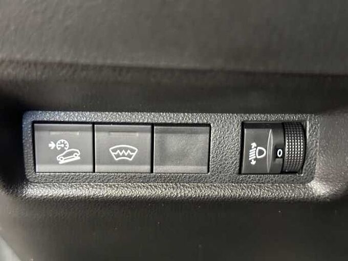 Jeep Avenger 1.2 Altitude  //Navi/Kamera/Sitzheizung 