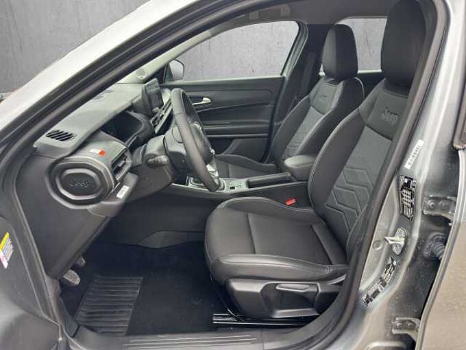 Jeep Avenger 1.2 Altitude //Navi/Kamera/Sitzheizung
