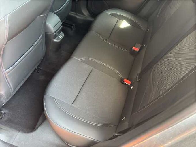 Jeep Avenger 1.2 Altitude //Navi/Kamera/Sitzheizung