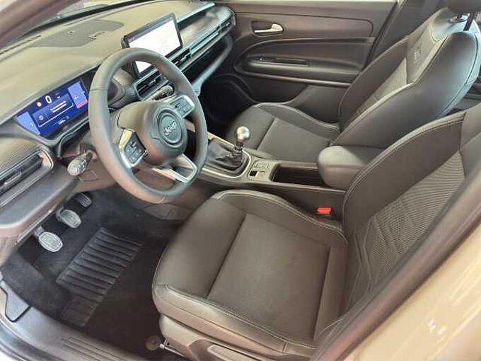 Jeep Avenger 1.2 Altitude //Navi/Kamera/Sitzheizung