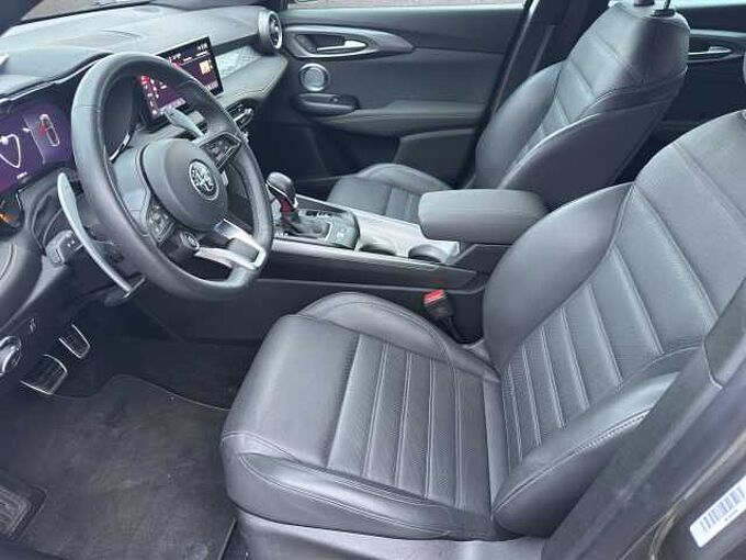 Alfa Romeo Tonale 1.5 Veloce 360&deg; Kamera/Navigationssystem