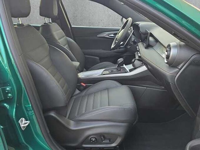 Alfa Romeo Tonale 1.5 Veloce Leder/Lenkradheizung /Kamera