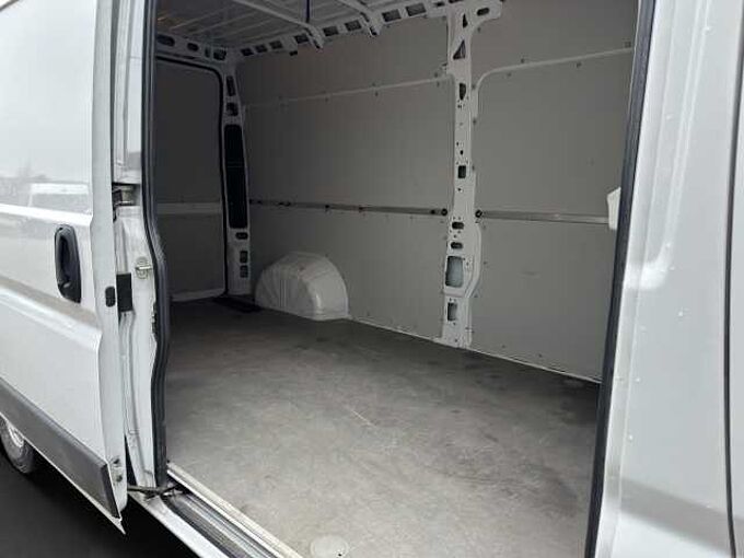 Fiat Ducato Kasten 35 L3H2 //Kamera/PDC /Navi