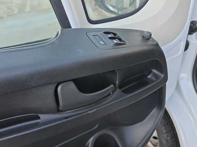 Fiat Ducato Kasten 35 L3H2 //Kamera/PDC /Navi