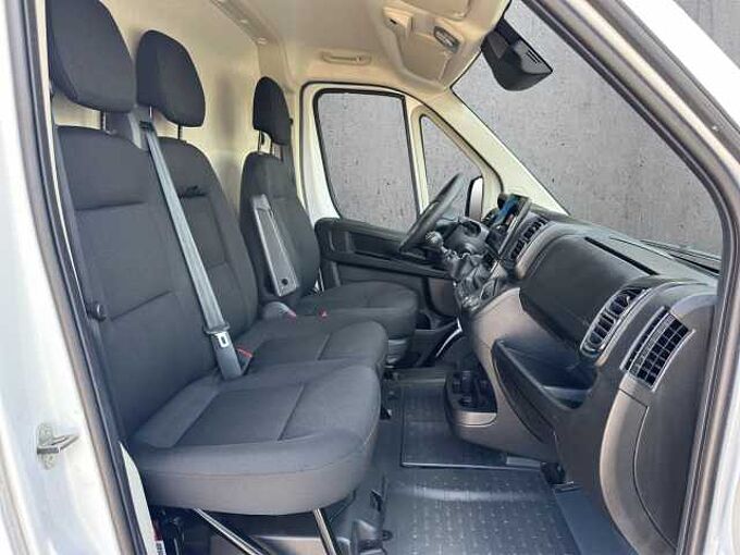 Fiat Ducato Kasten 35 L3H2 //Kamera/PDC /Navi