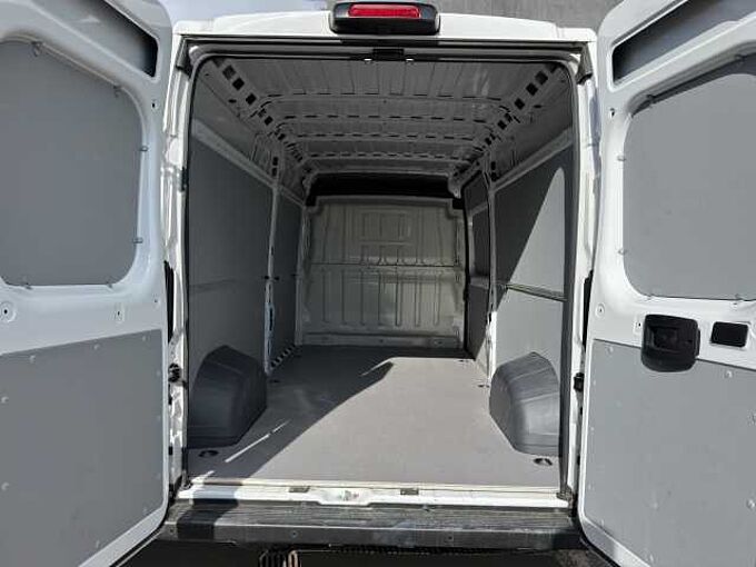 Fiat Ducato Kasten 35  L3H2 //Kamera/PDC /Navi